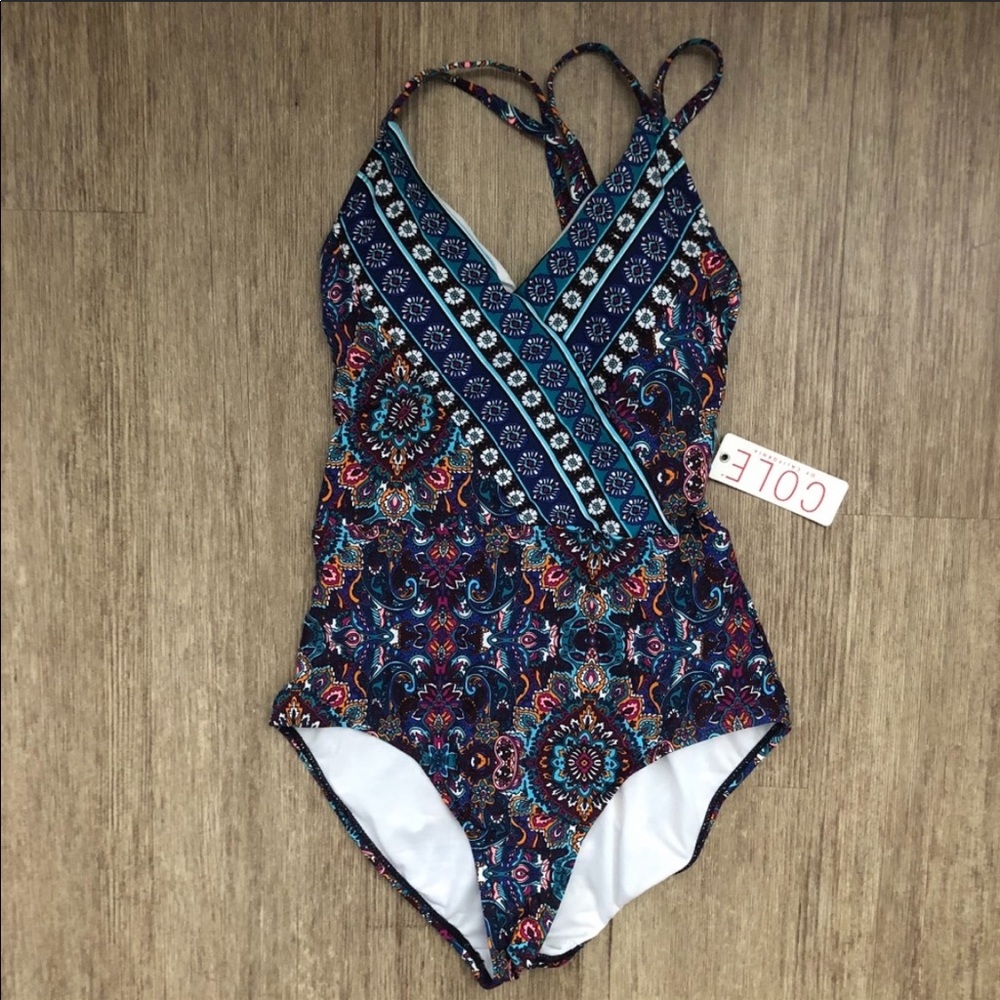 Women Strappy Back Multi-color One Piece Swimsuit